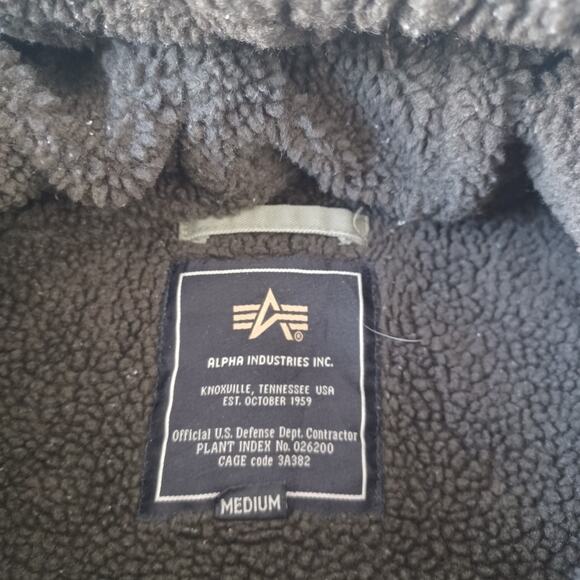 Alpha Industries N-3B Parka Jacket M Sage Green Sherpa Lined Hood Military Coat - Picture 3 of 11